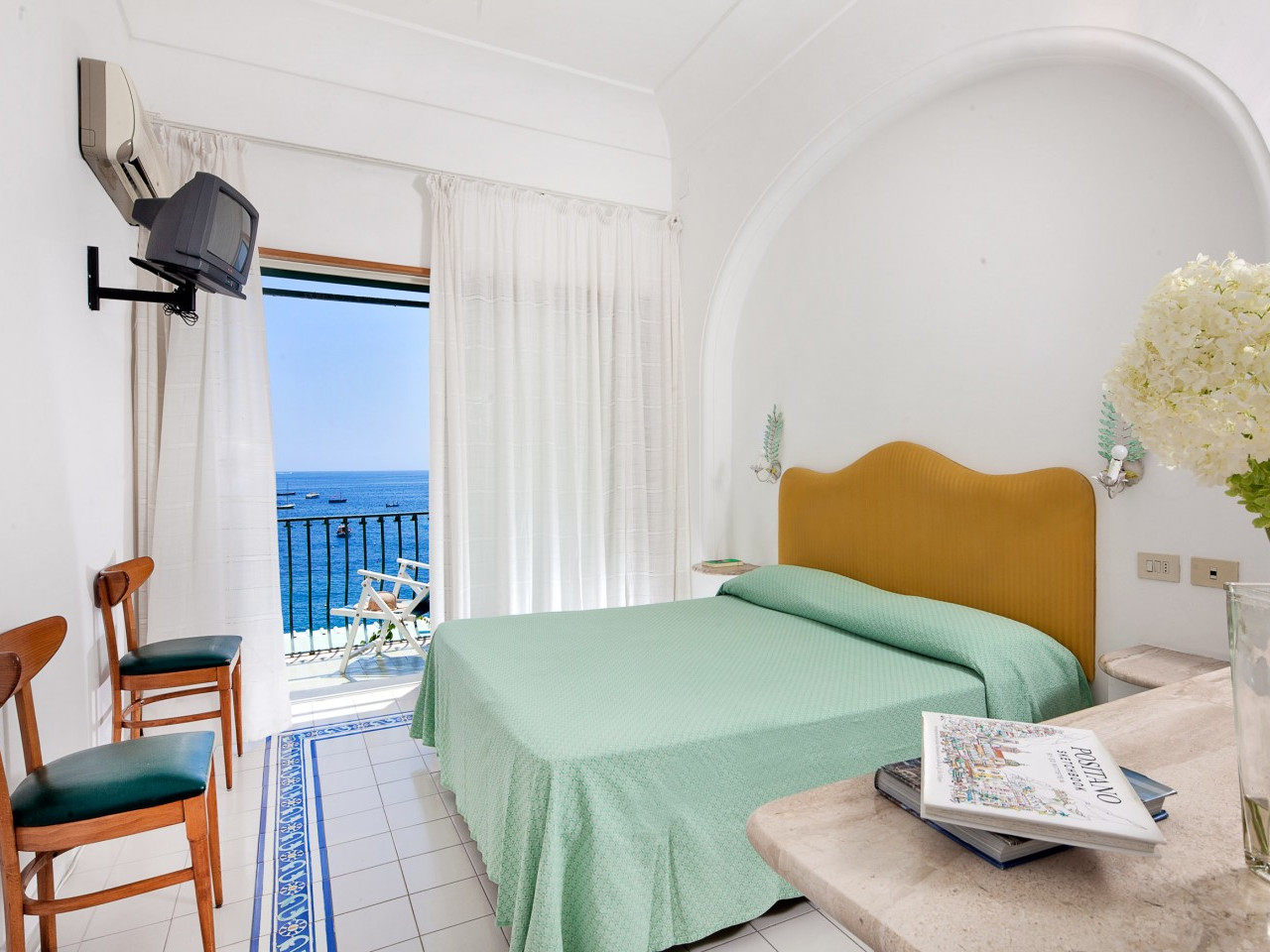 Doubler oom with sea view balcony